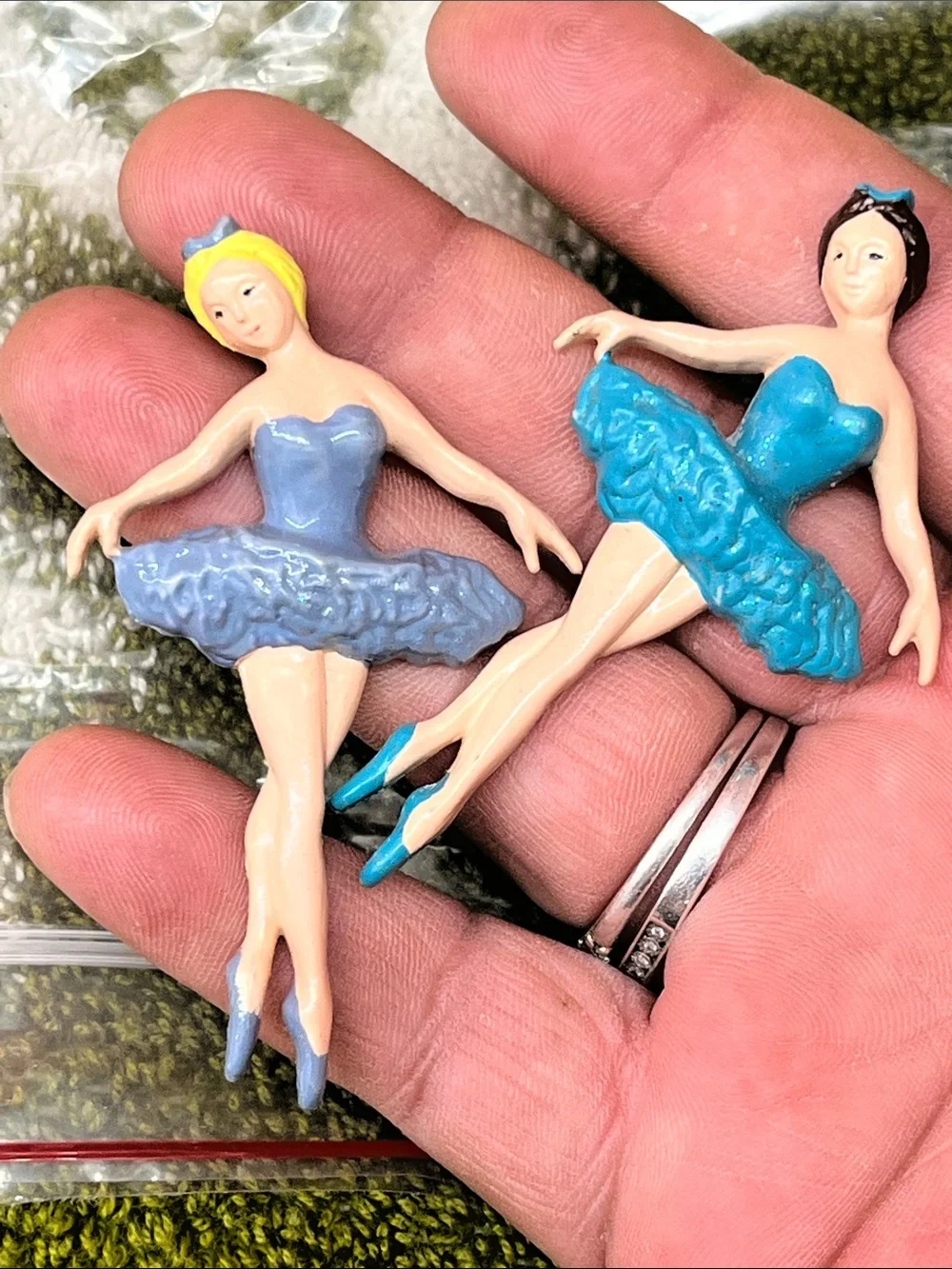 Kong Teal and Slate Ballerina Figurine Set